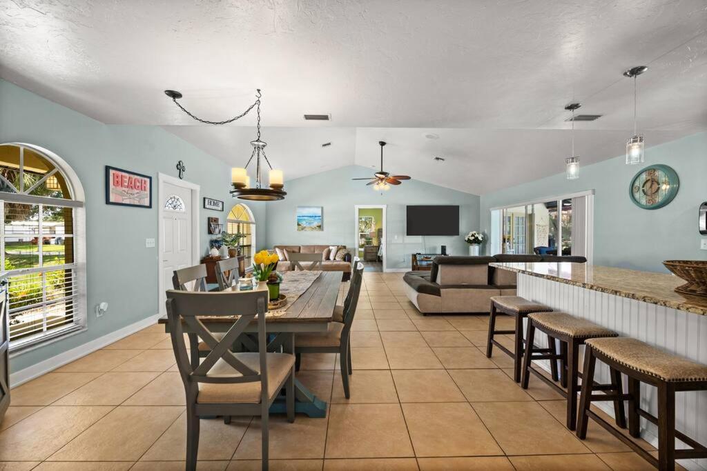 Sunny Oasis Getaway -Heated Pool-Mini Golf-Near Beach Nokomis Exterior foto