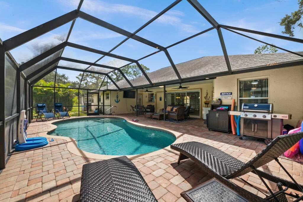 Sunny Oasis Getaway -Heated Pool-Mini Golf-Near Beach Nokomis Exterior foto